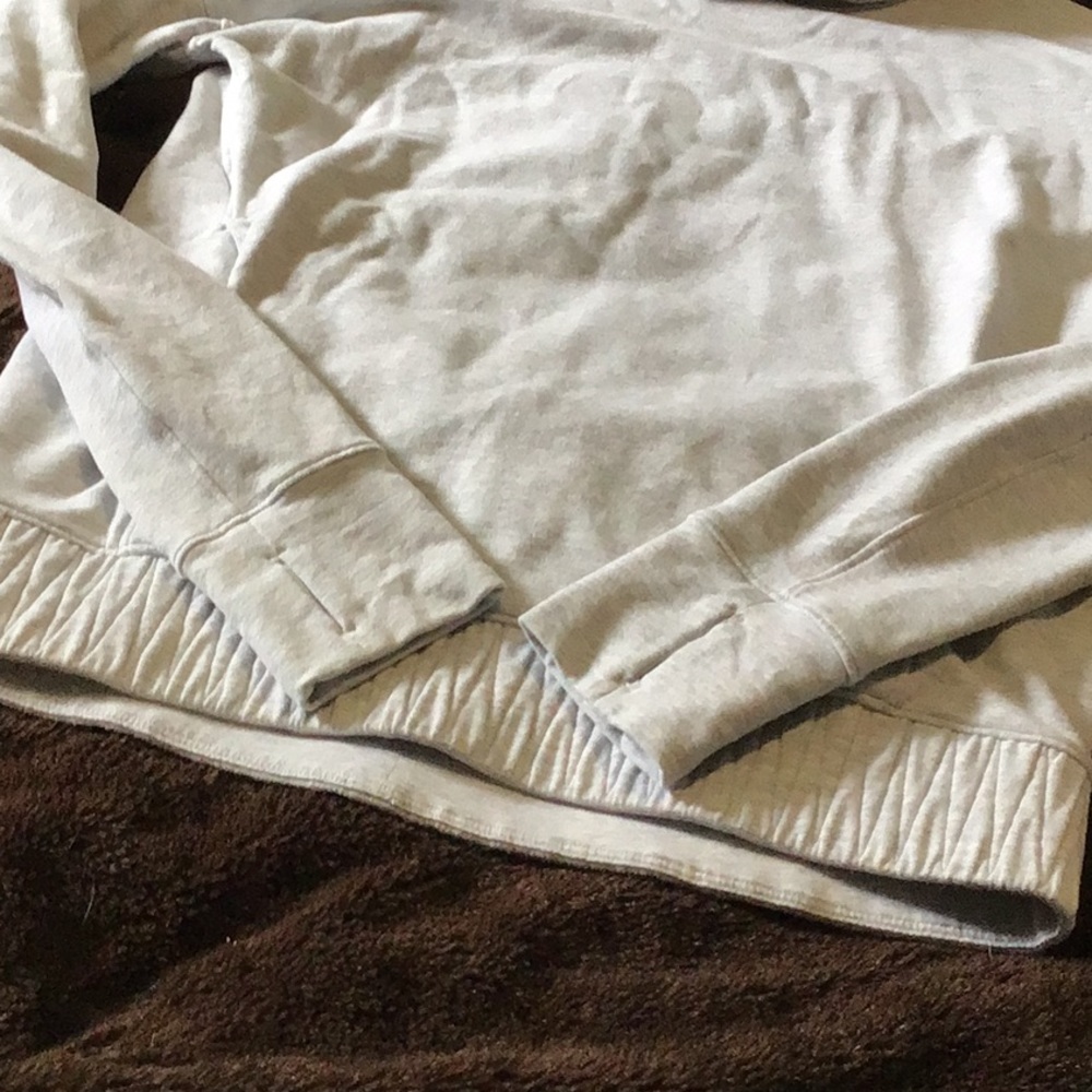 Lululemon sweater - Picture 5 of 7